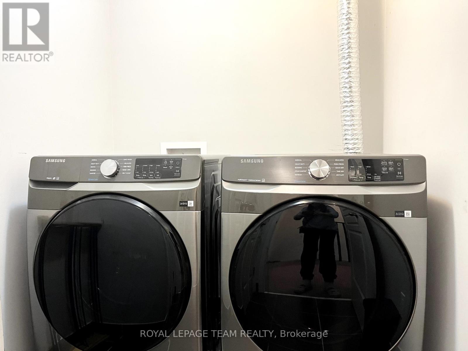 642 Tennant Way, Ottawa, ON - Indoor Photo Showing Laundry Room