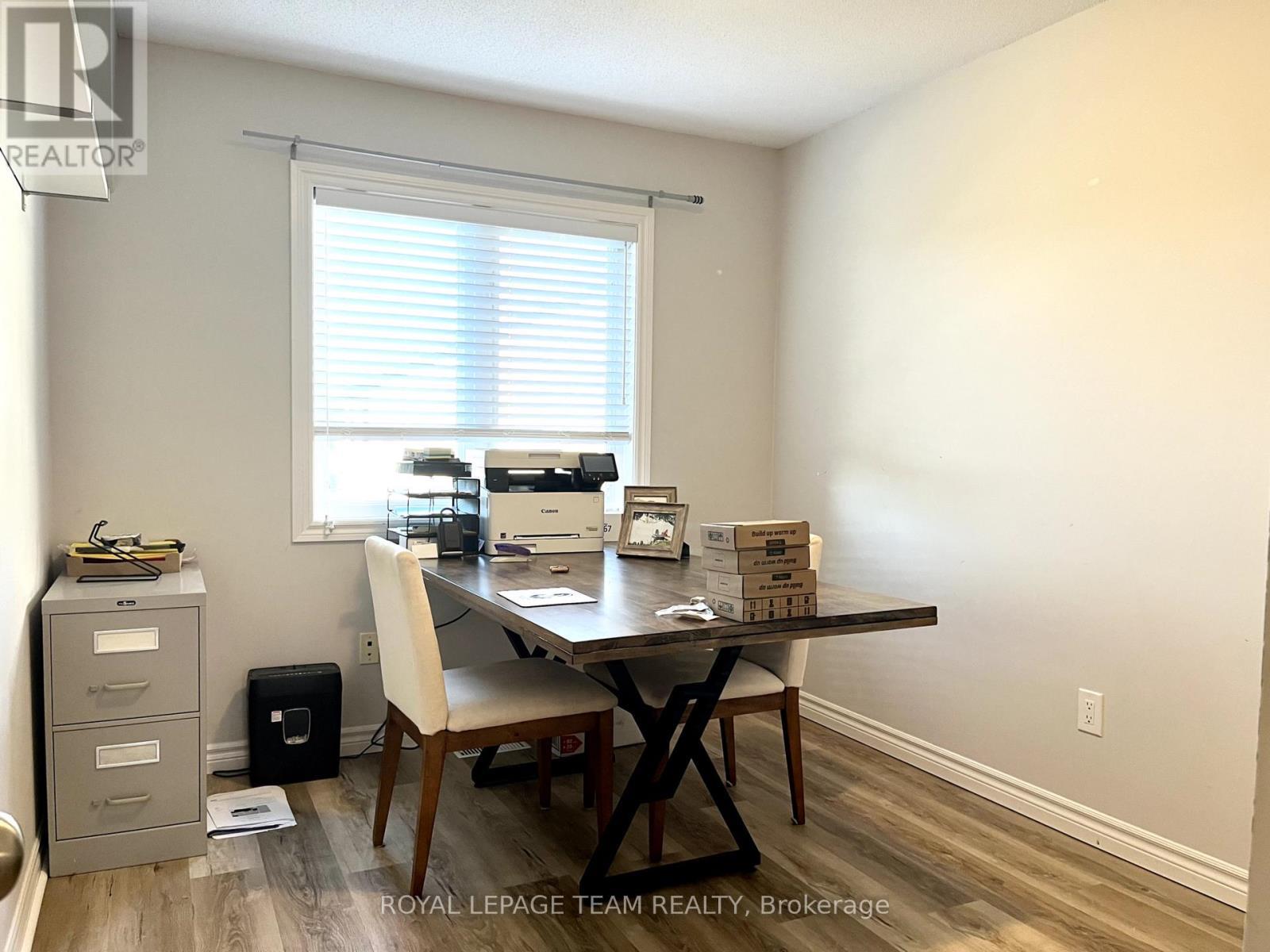 642 Tennant Way, Ottawa, ON - Indoor Photo Showing Office