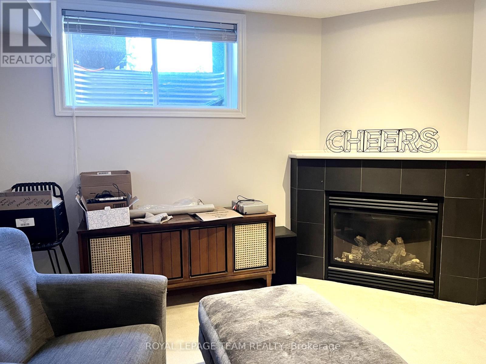 642 Tennant Way, Ottawa, ON - Indoor With Fireplace