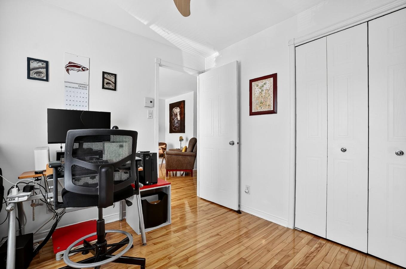 Bedroom - 6915 Av. Pierre-De Coubertin, Montréal (Mercier/Hochelaga-Maisonneuve), QC - Indoor