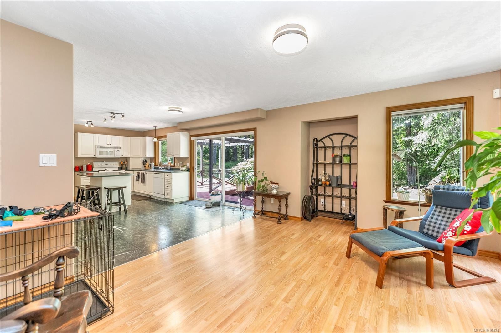 1850 Lakewood Rd, Shawnigan Lake, BC