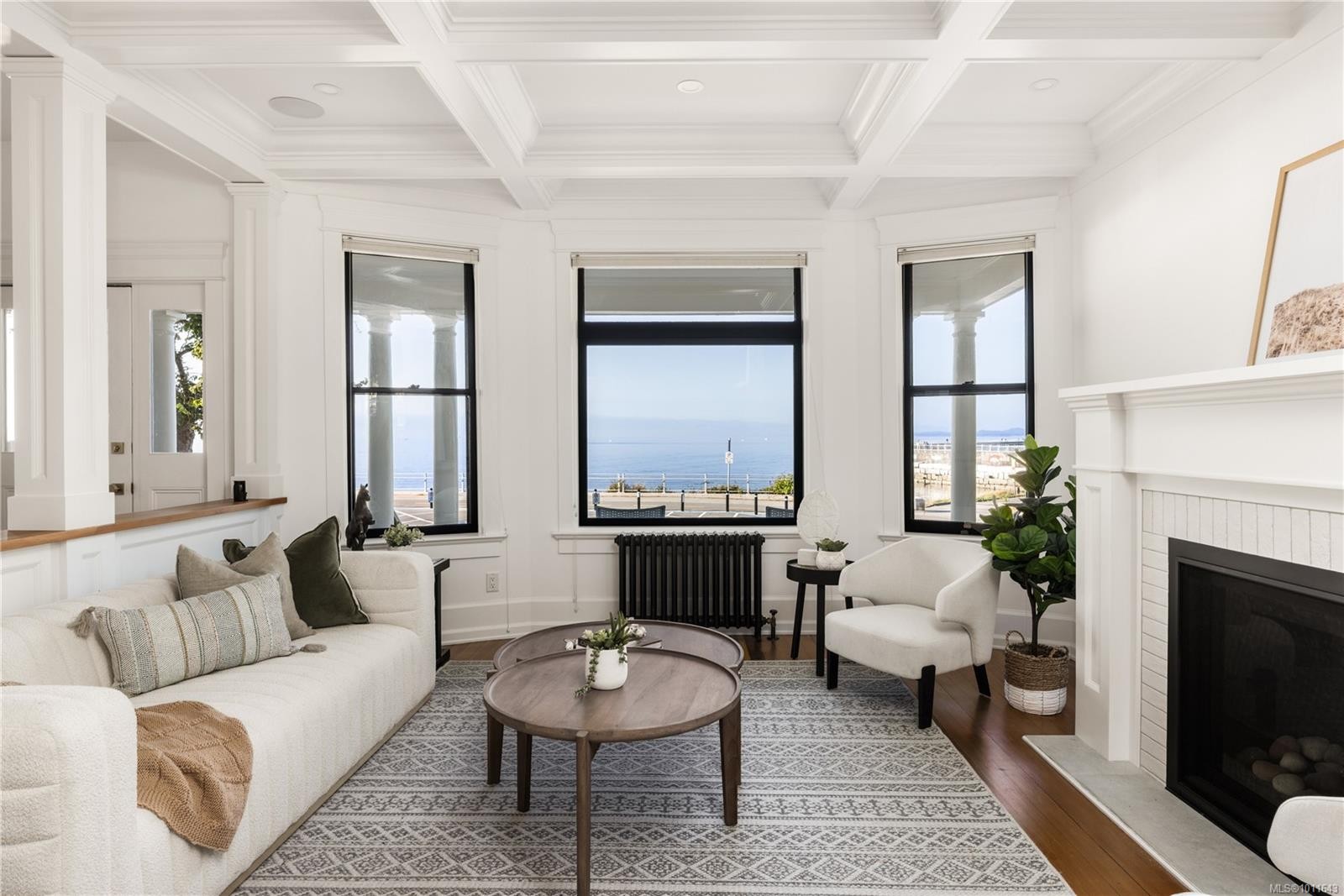 222 Dallas Rd, Victoria, BC