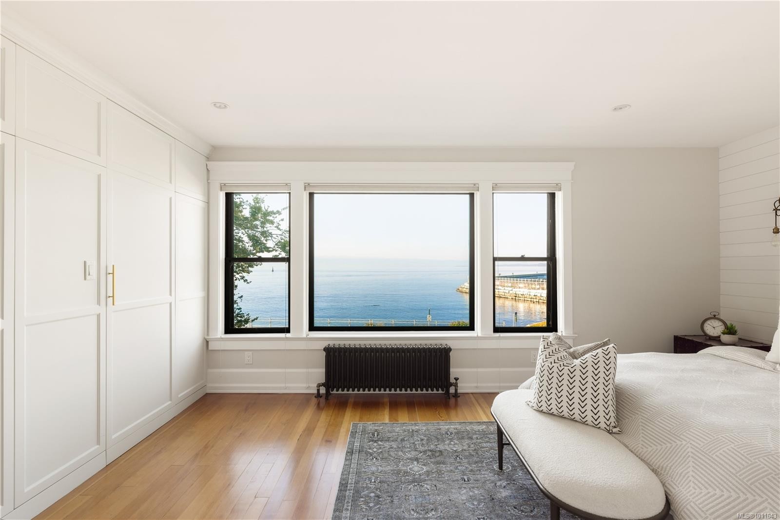 222 Dallas Rd, Victoria, BC