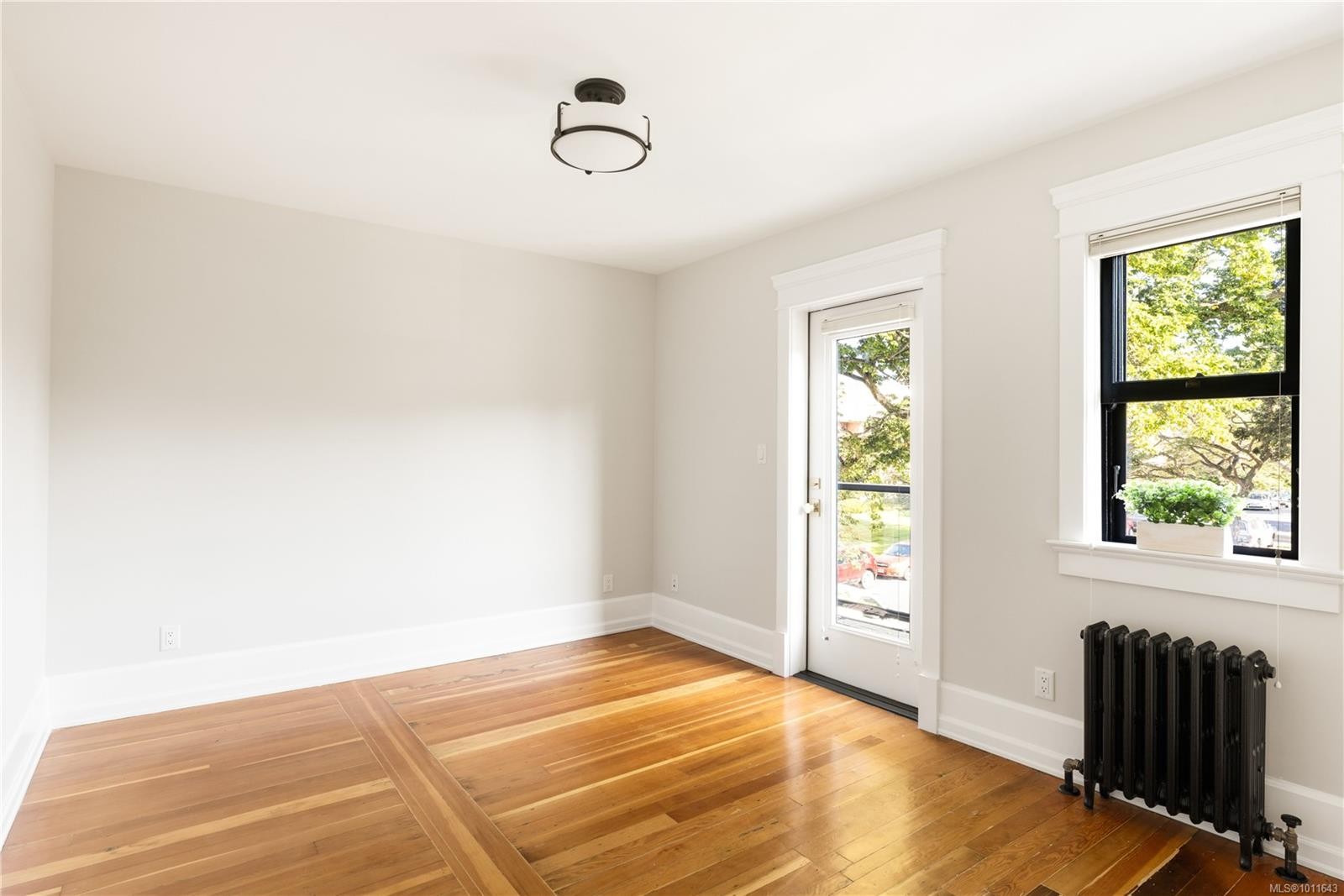 222 Dallas Rd, Victoria, BC