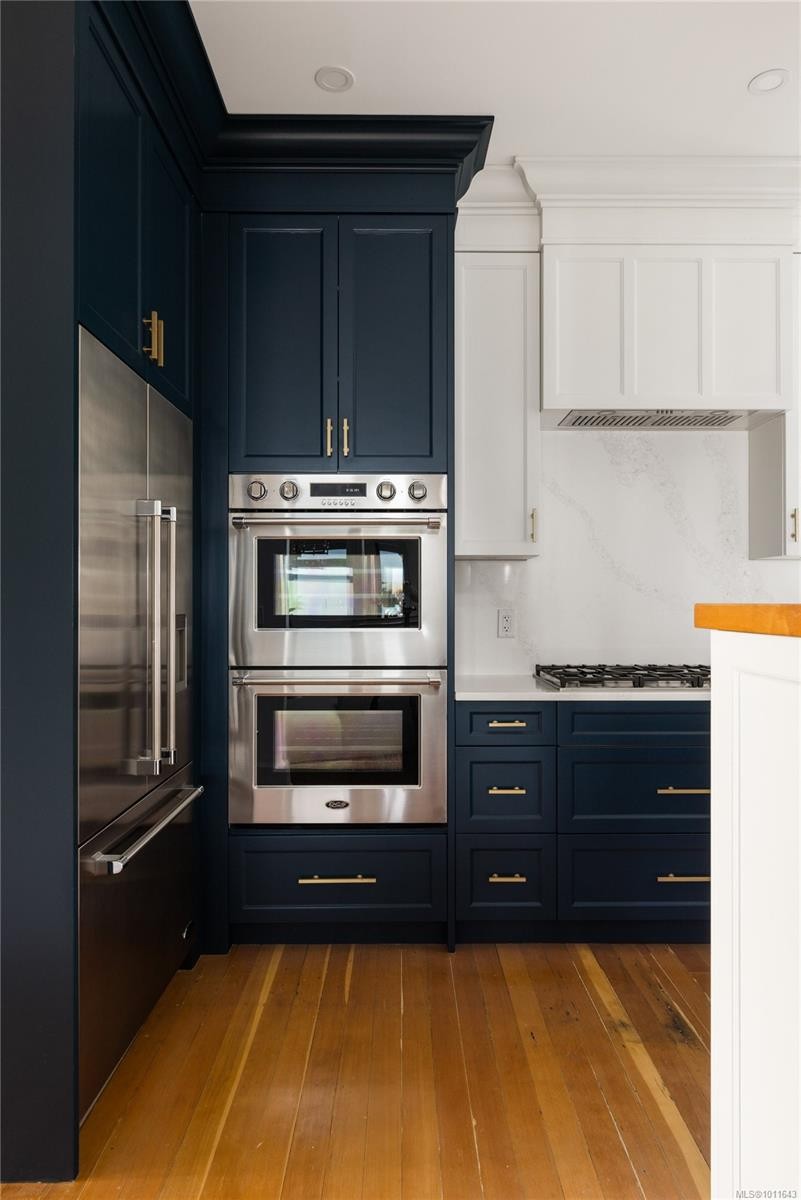 222 Dallas Rd, Victoria, BC