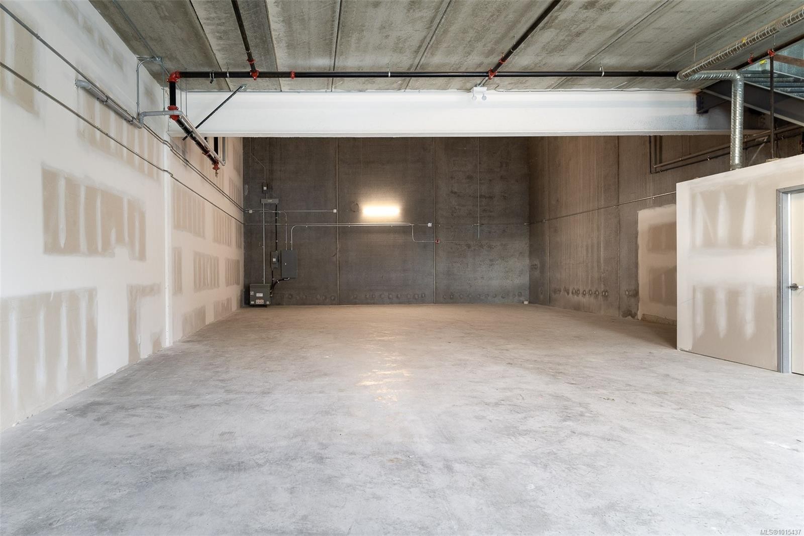 112-4342 West Shore Pkwy, Langford, BC