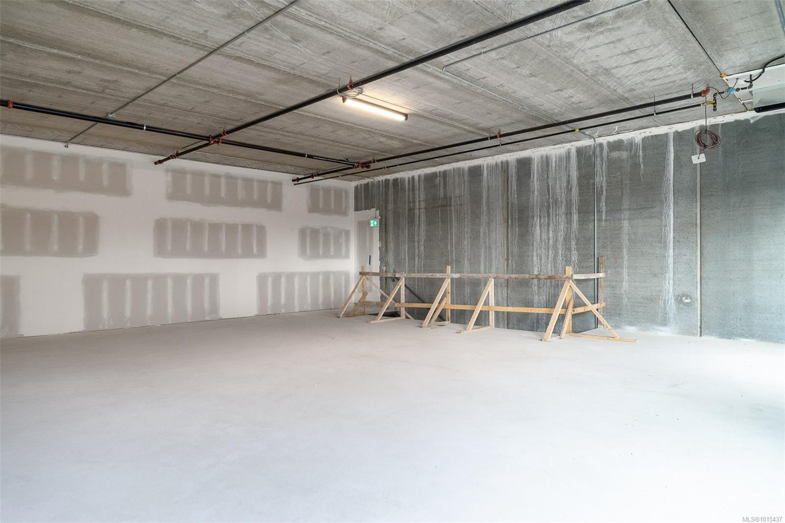 112-4342 West Shore Pkwy, Langford, BC