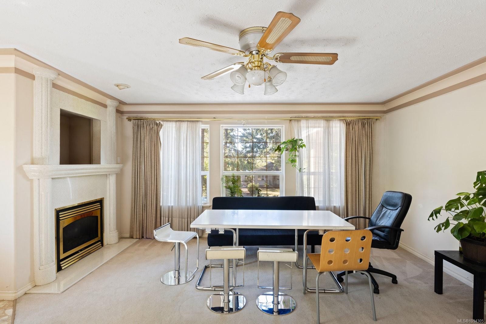 4101 Gordon Head Rd, Saanich, BC