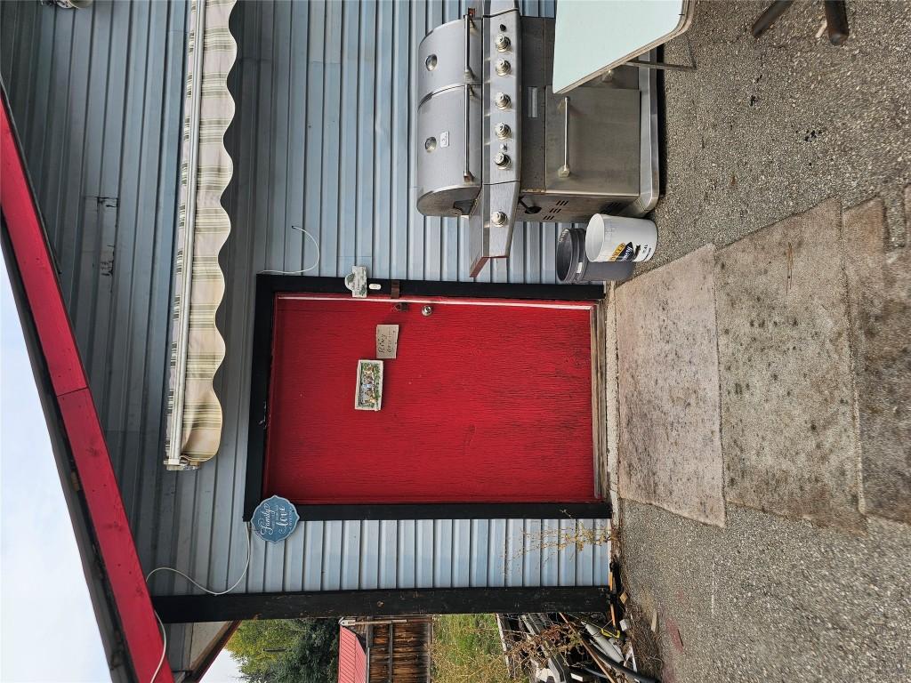 5851 33 Highway, Beaverdell, BC - With Exterior