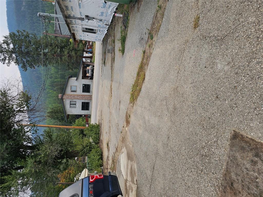 5851 33 Highway, Beaverdell, BC - Outdoor