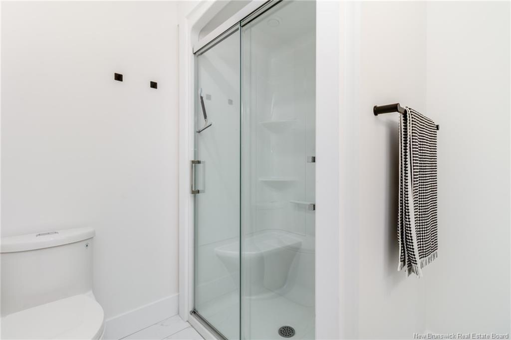 2 Huntingdon Ci, Fredericton, NB