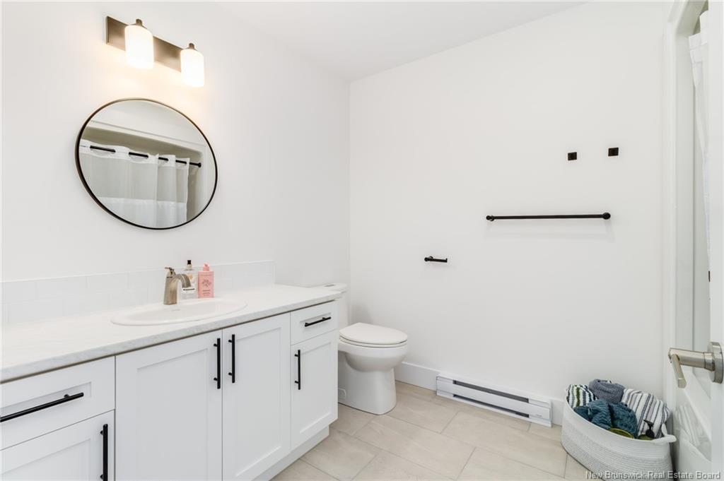 2 Huntingdon Ci, Fredericton, NB