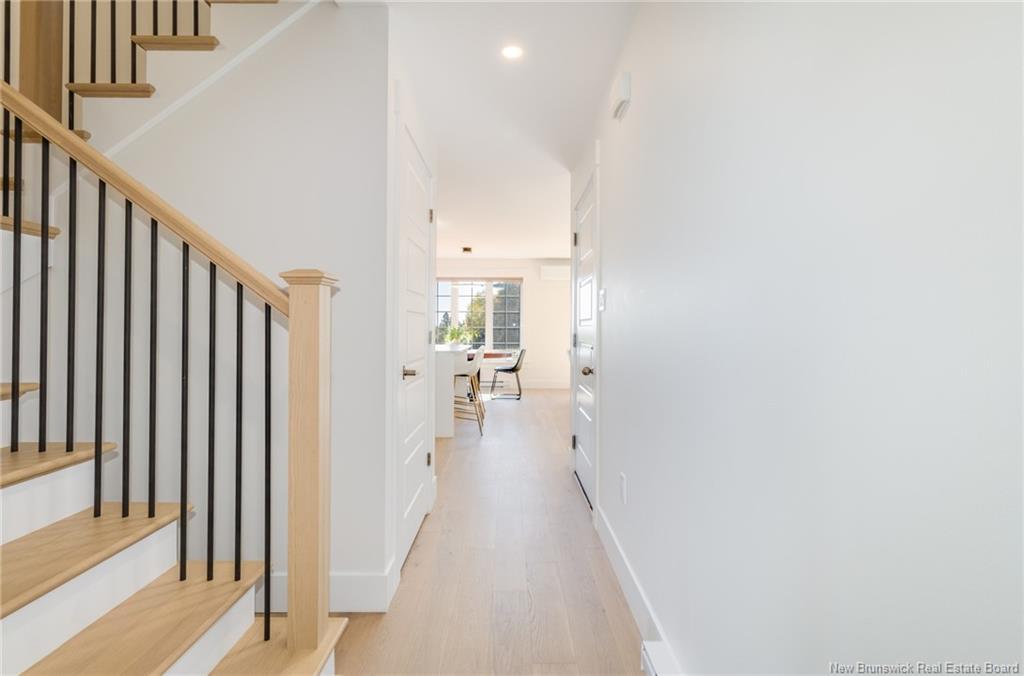 2 Huntingdon Ci, Fredericton, NB