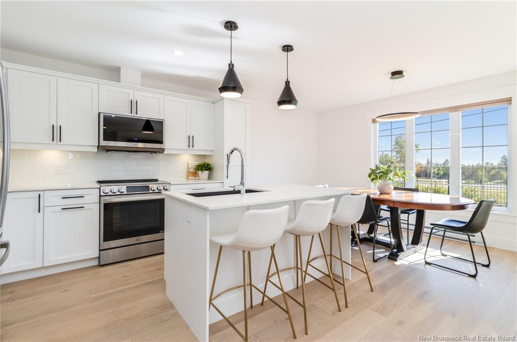 2 Huntingdon Ci, Fredericton, NB