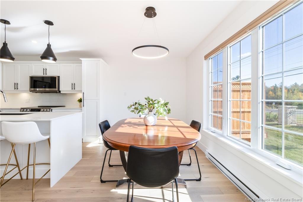 2 Huntingdon Ci, Fredericton, NB