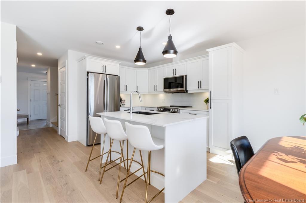 2 Huntingdon Ci, Fredericton, NB