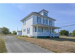 98 Saint-Pierre E. BLVD Caraquet, NB E1W 1A9