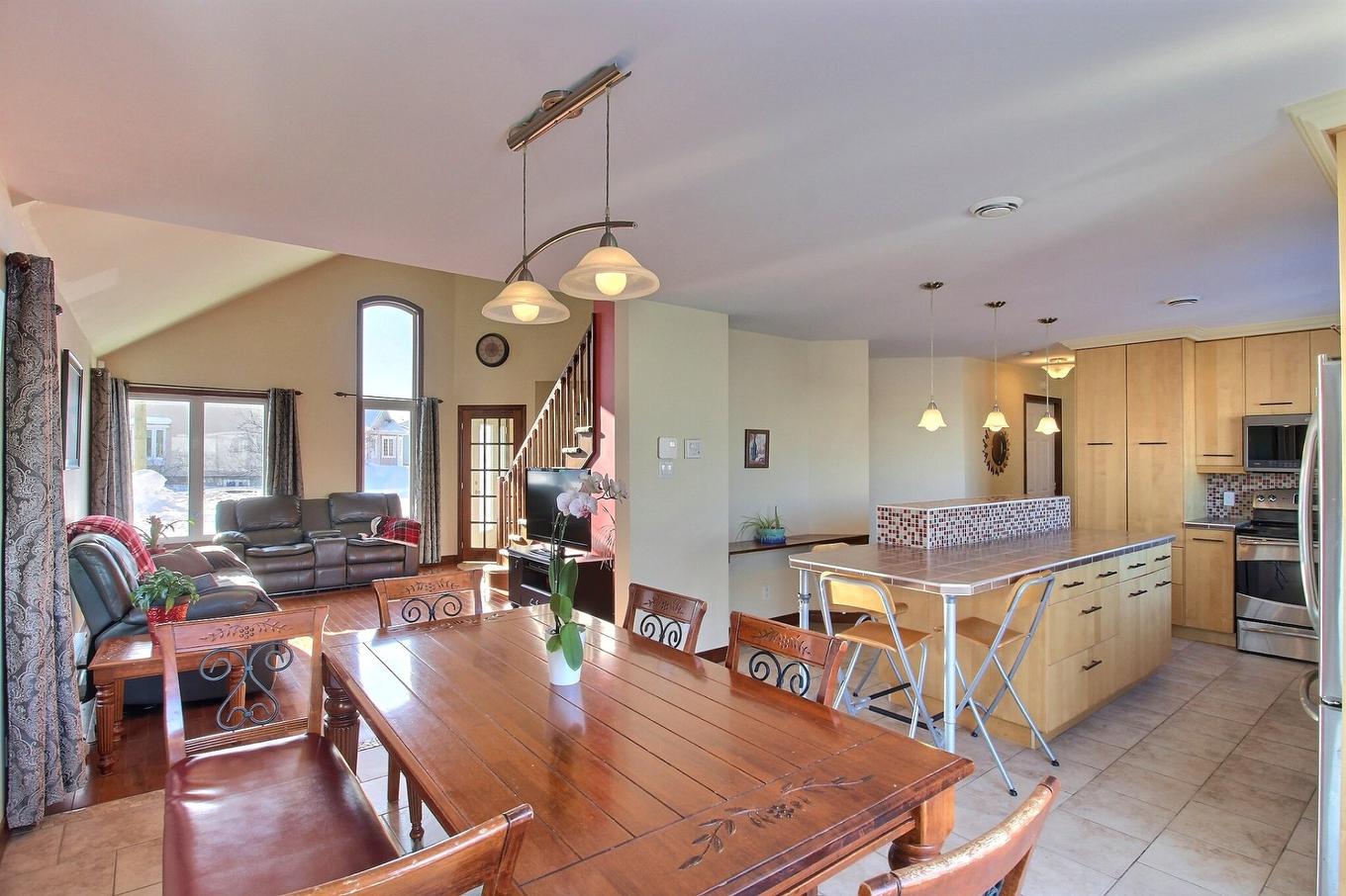 Overall view - 289 Rue Miljours, Val-D'Or, QC - Indoor Photo Showing Dining Room