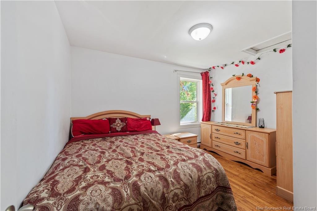 53 Upton, Moncton, NB