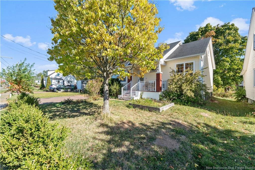 53 Upton, Moncton, NB
