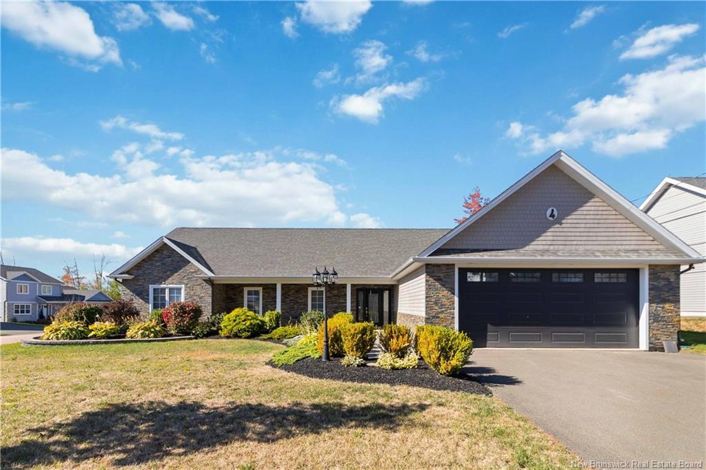 4 Turnberry Crt, Moncton, NB