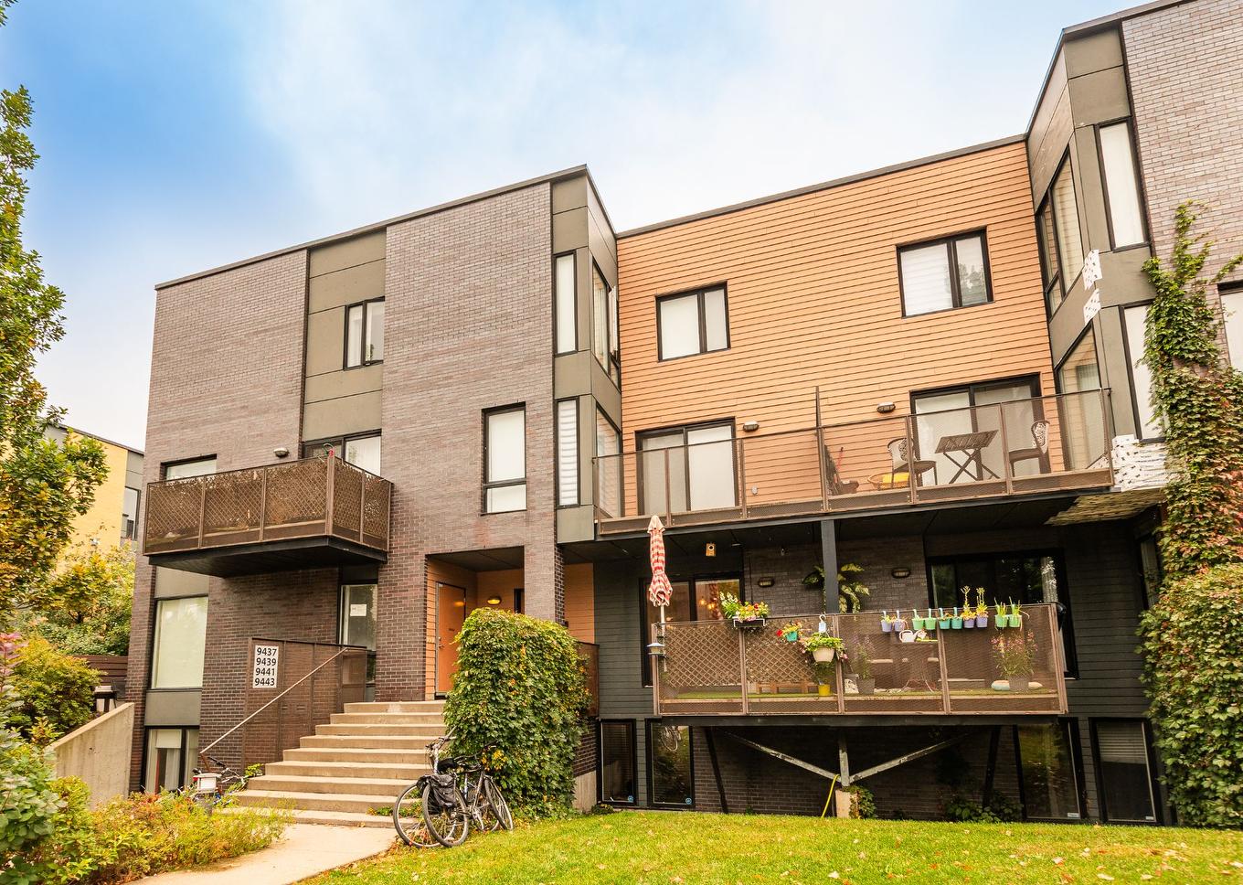 Façade - 9441 Rue Jean-Pierre-Ronfard, Montréal (Mercier/Hochelaga-Maisonneuve), QC - Outdoor With Deck Patio Veranda