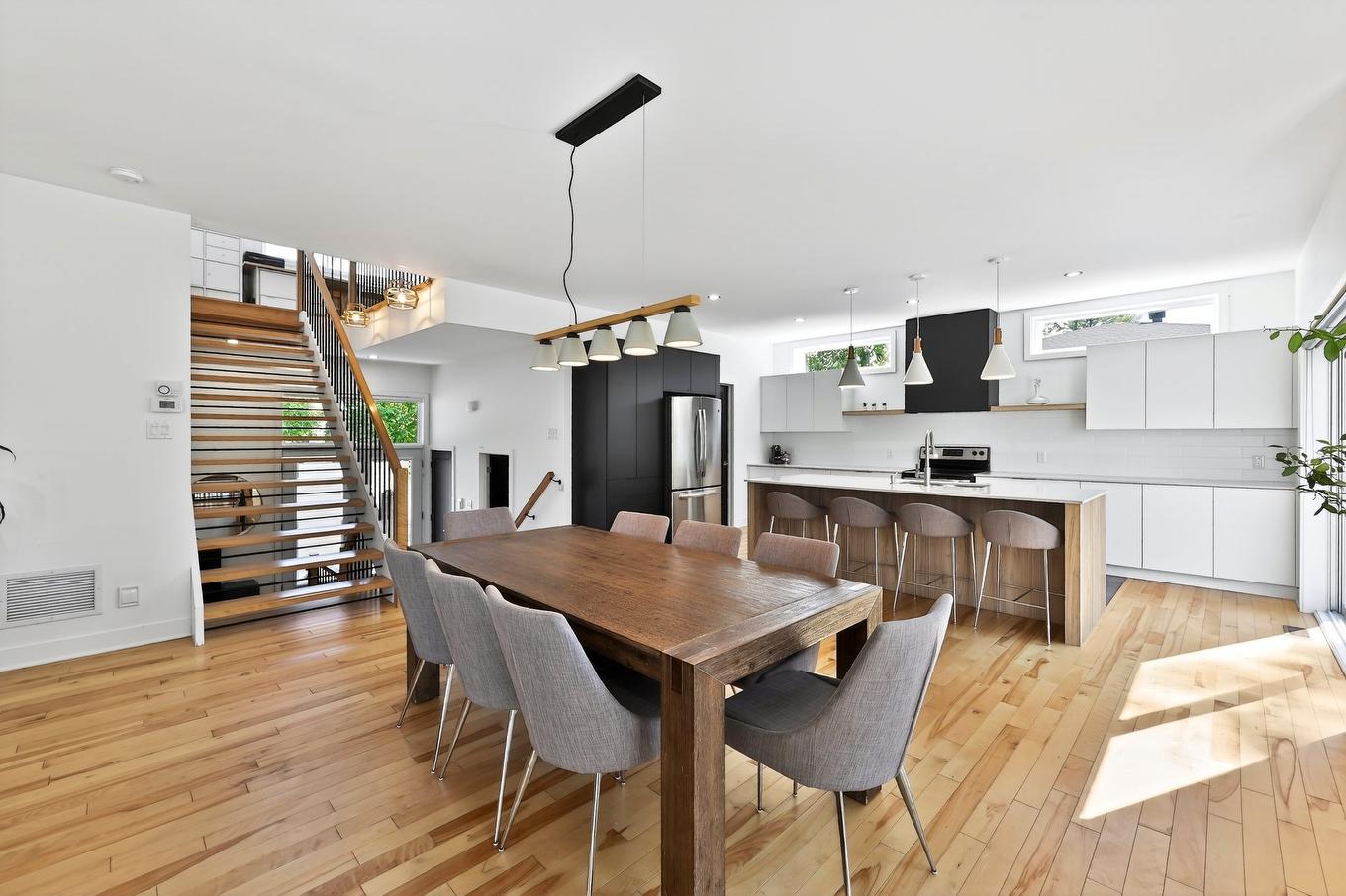 Dining room - 16940 Rue Du Zircon, Mirabel, QC - Indoor Photo Showing Dining Room