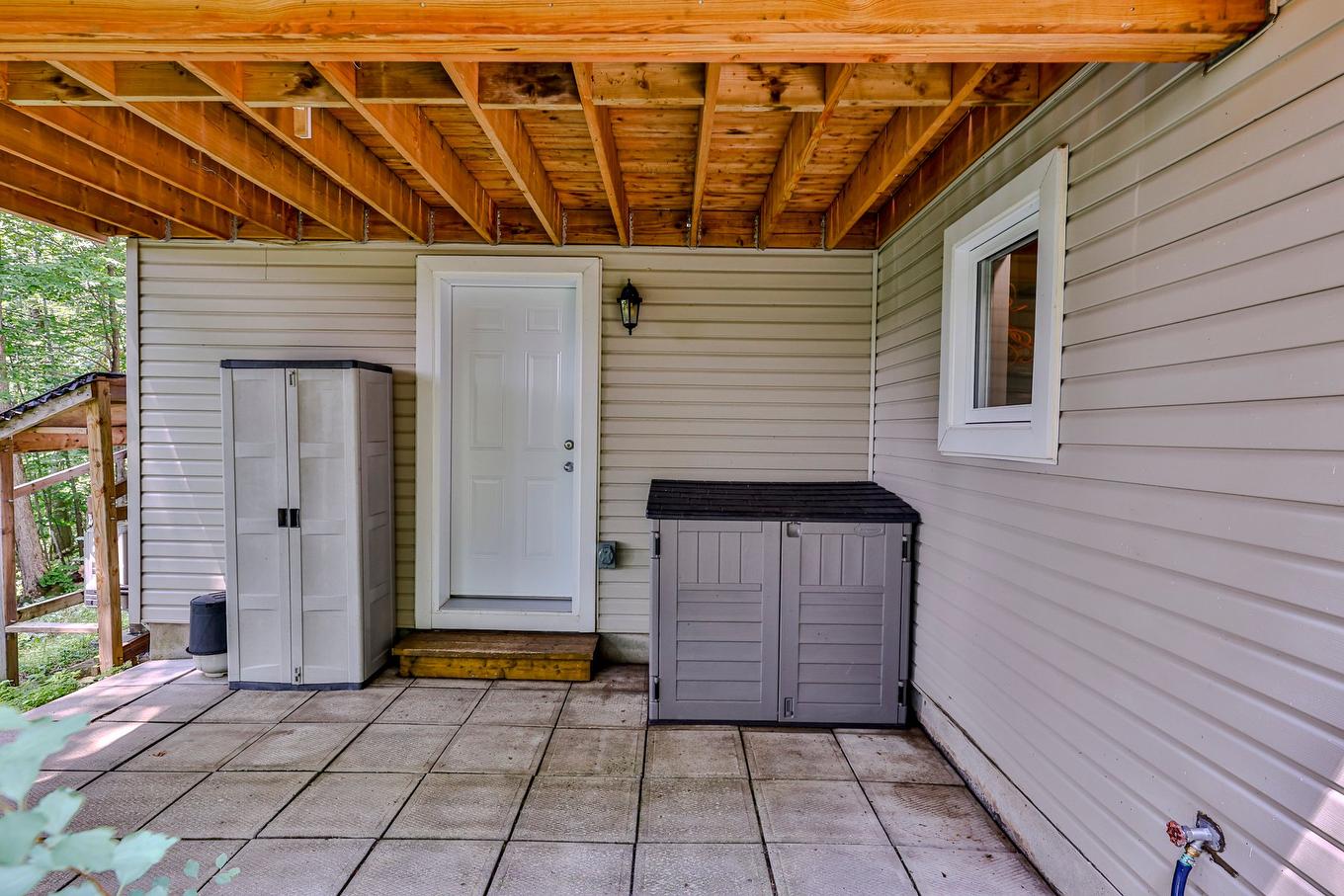 Terrasse - 1536 Rue Julien, Prévost, QC - Outdoor With Exterior