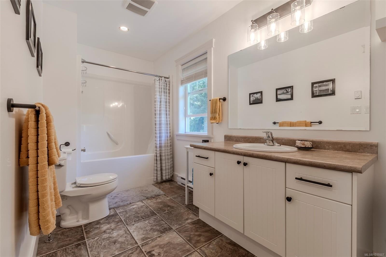 6888 Southview Terr, Duncan, BC