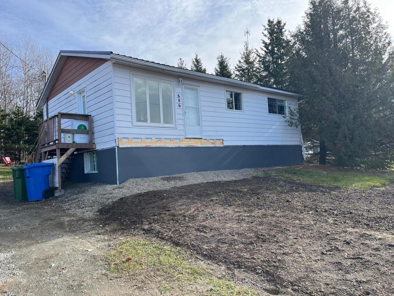 Frontage - 686 Rue Marie-Rollet, Rouyn-Noranda, QC - Outdoor