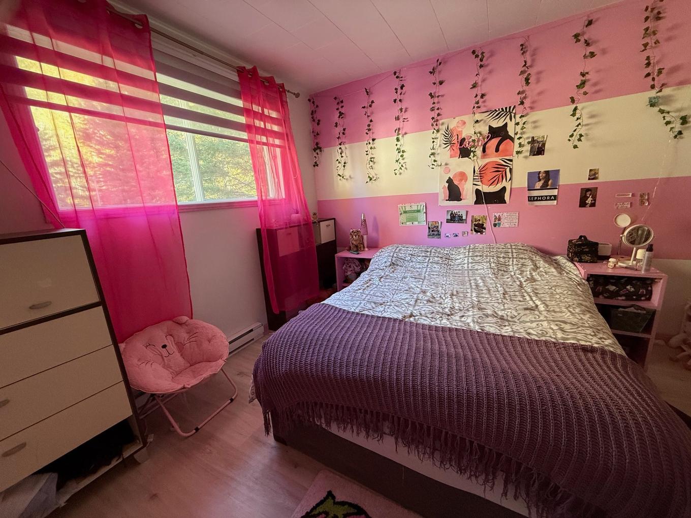 Bedroom - 686 Rue Marie-Rollet, Rouyn-Noranda, QC - Indoor Photo Showing Bedroom