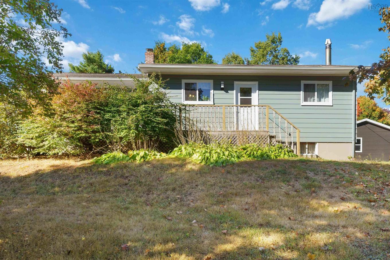 515 Highway 360, Somerset, NS