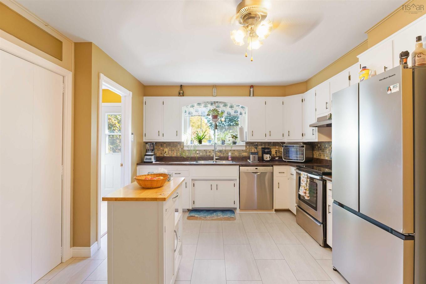 515 Highway 360, Somerset, NS