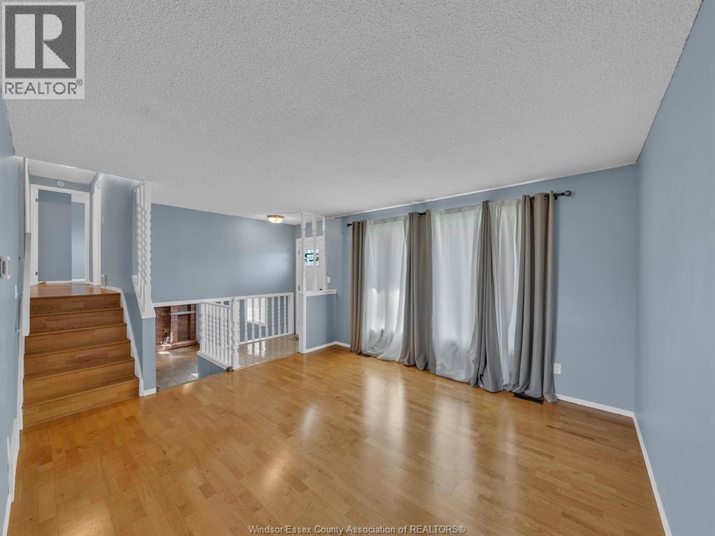 5770 Queen Elizabeth Drive, Windsor, ON - Indoor Photo Showing Other Room
