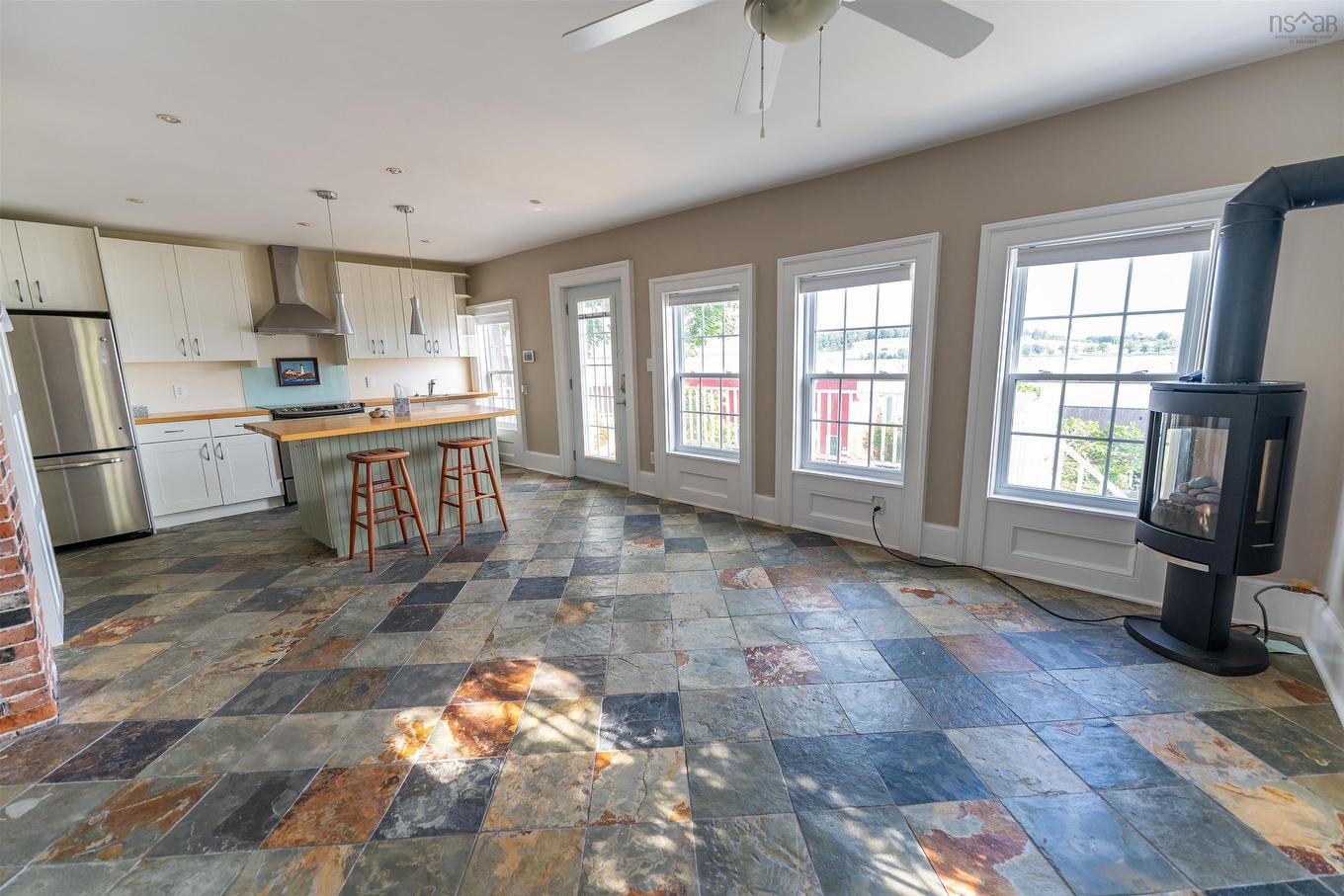 44 Montague Street, Lunenburg, NS