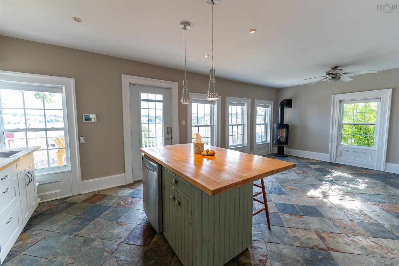 44 Montague Street, Lunenburg, NS