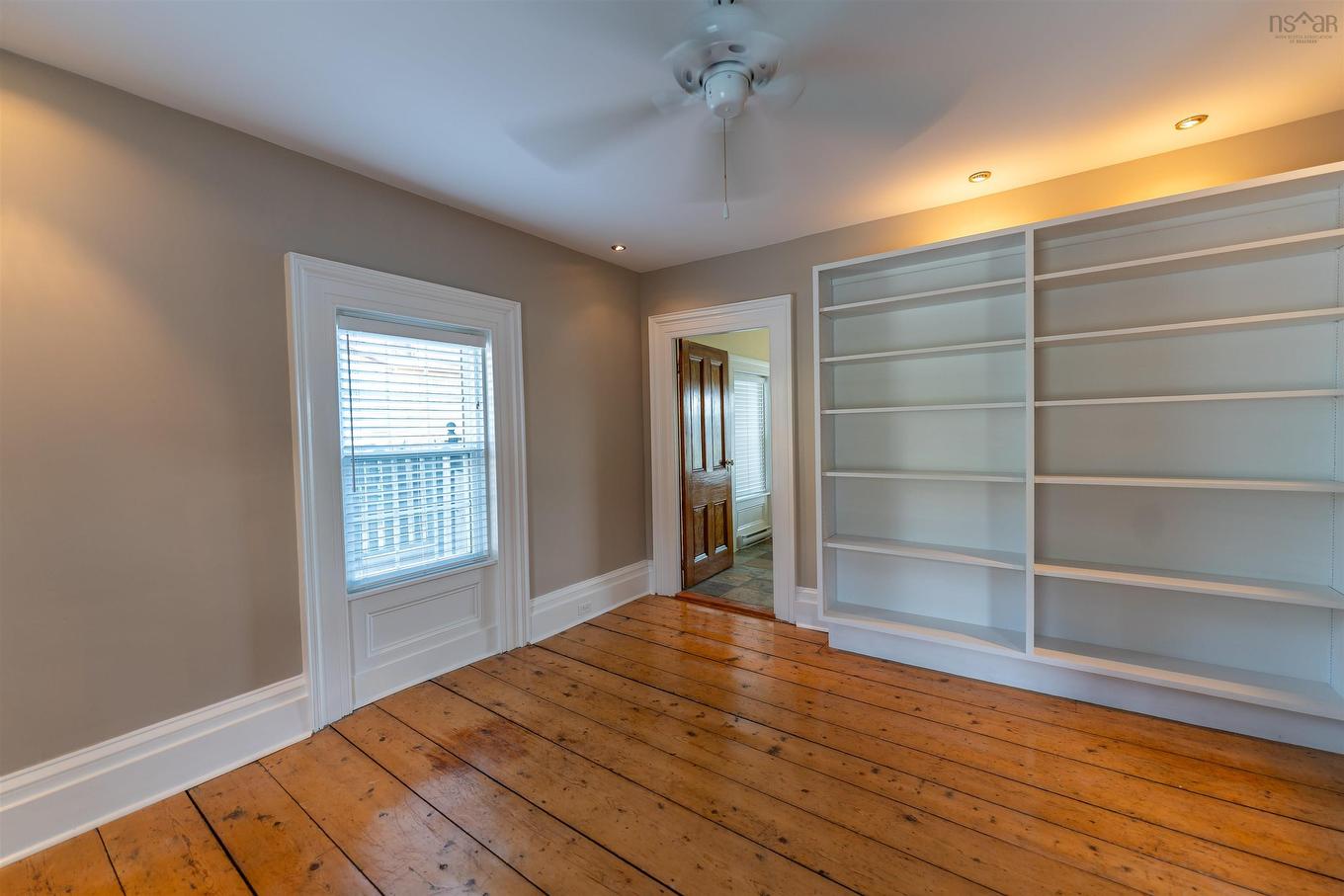 44 Montague Street, Lunenburg, NS