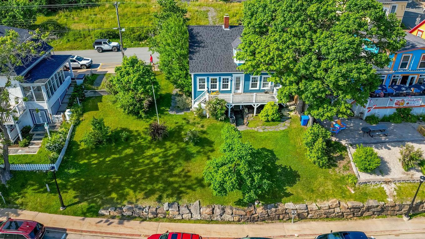 44 Montague Street, Lunenburg, NS