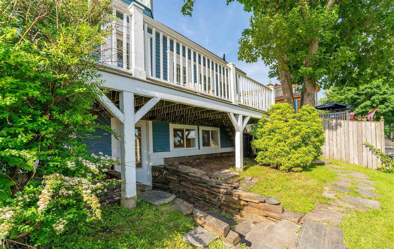 44 Montague Street, Lunenburg, NS