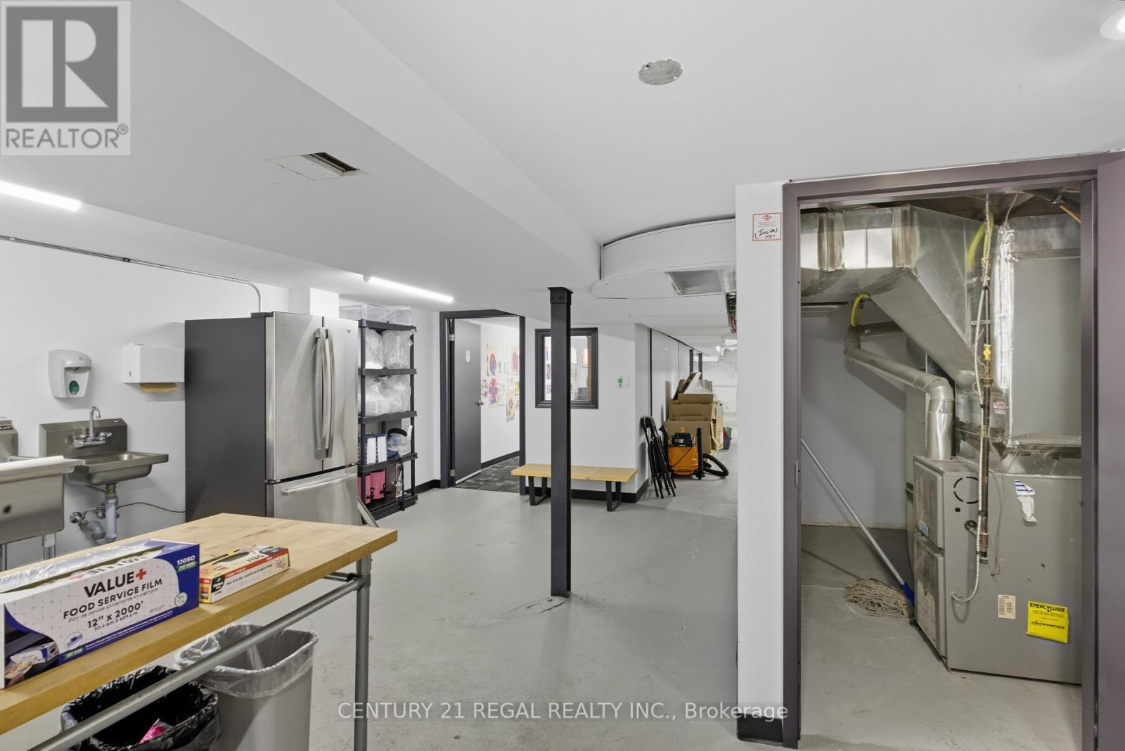 1700 St Clair Avenue W, Toronto, ON