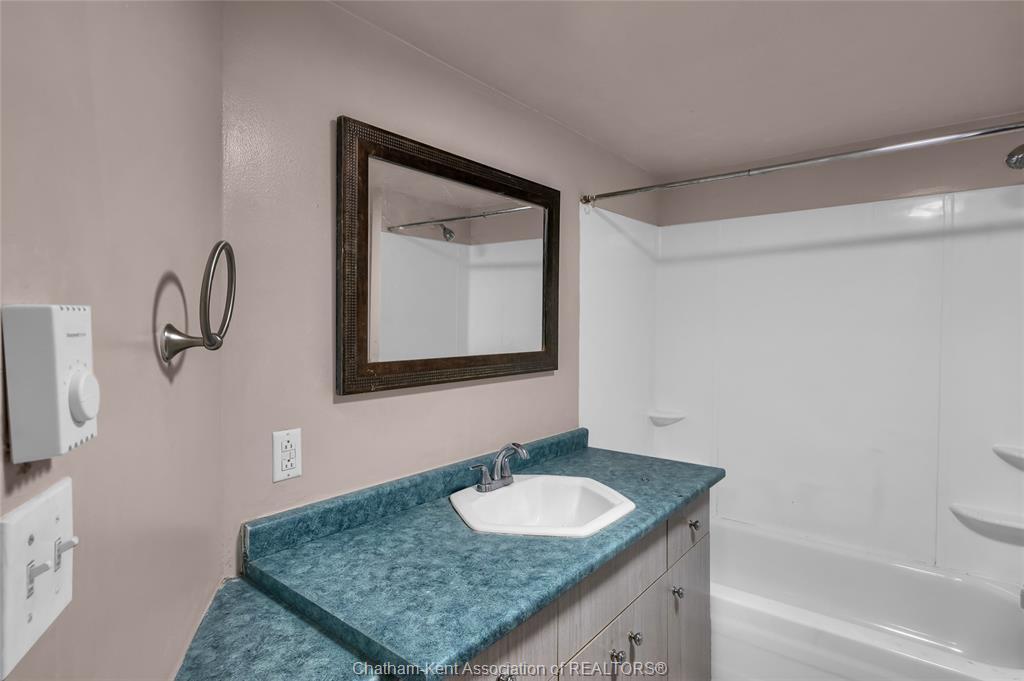 61 Baxter Street, Chatham, ON