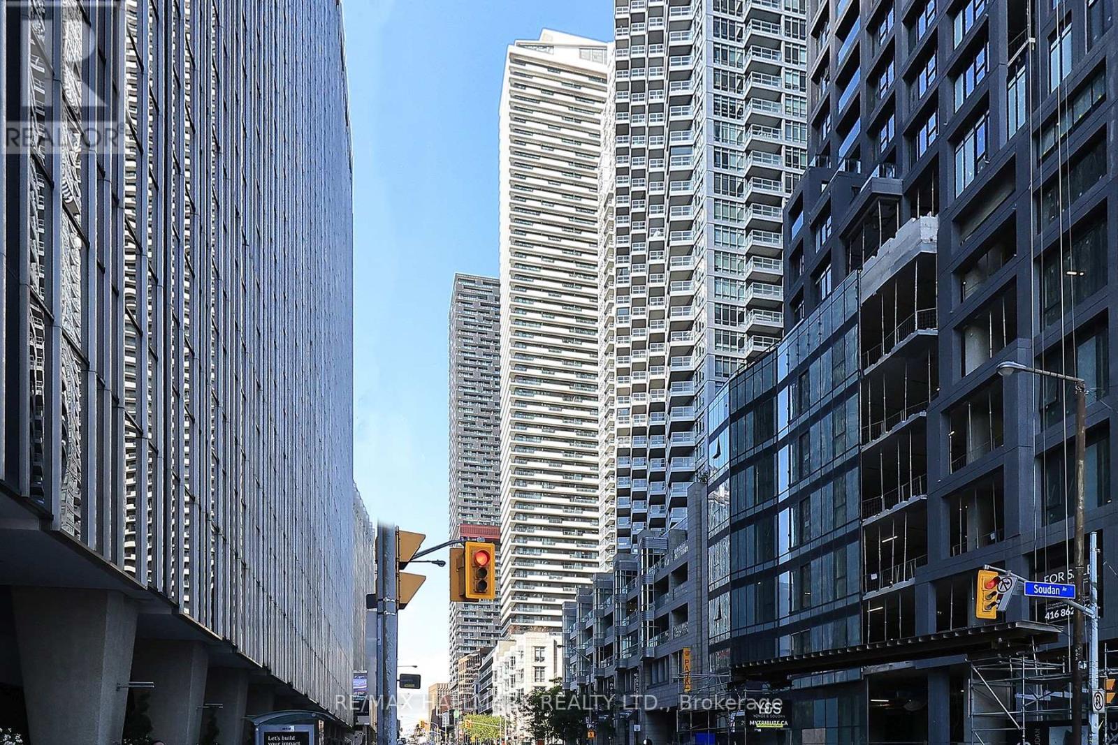 1011 - 2221 Yonge Street, Toronto, ON - Outdoor With Facade