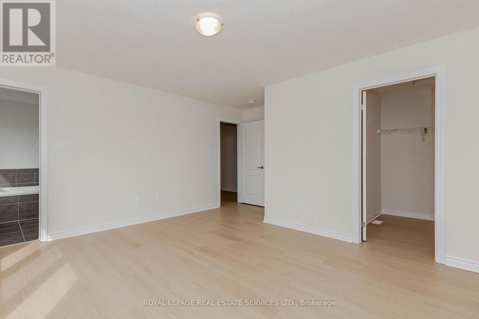 96 Explorer Way W, Thorold, ON - Indoor Photo Showing Other Room