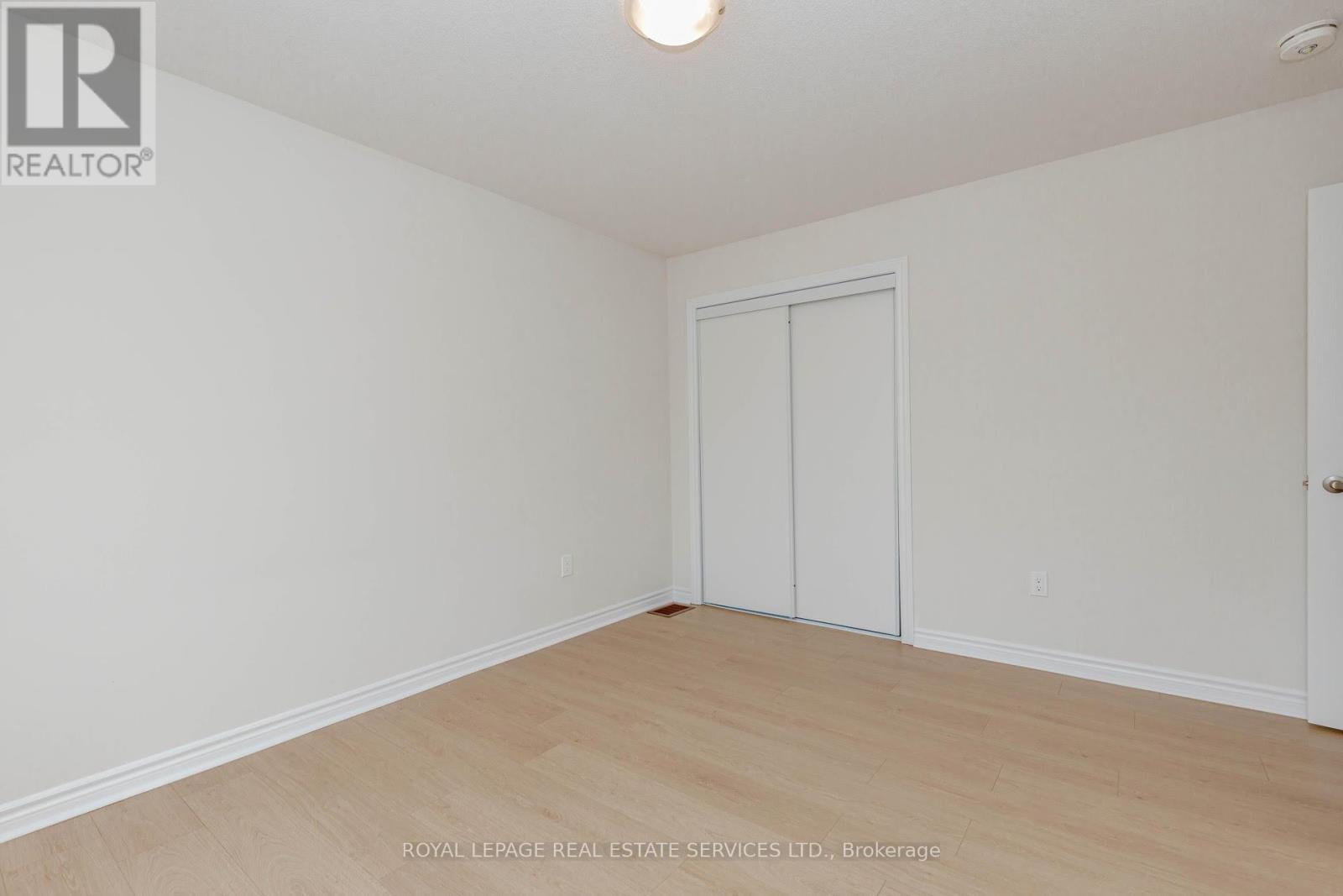 96 Explorer Way W, Thorold, ON - Indoor Photo Showing Other Room