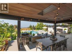 Convenient outdoor dining area right outside the kitchen -