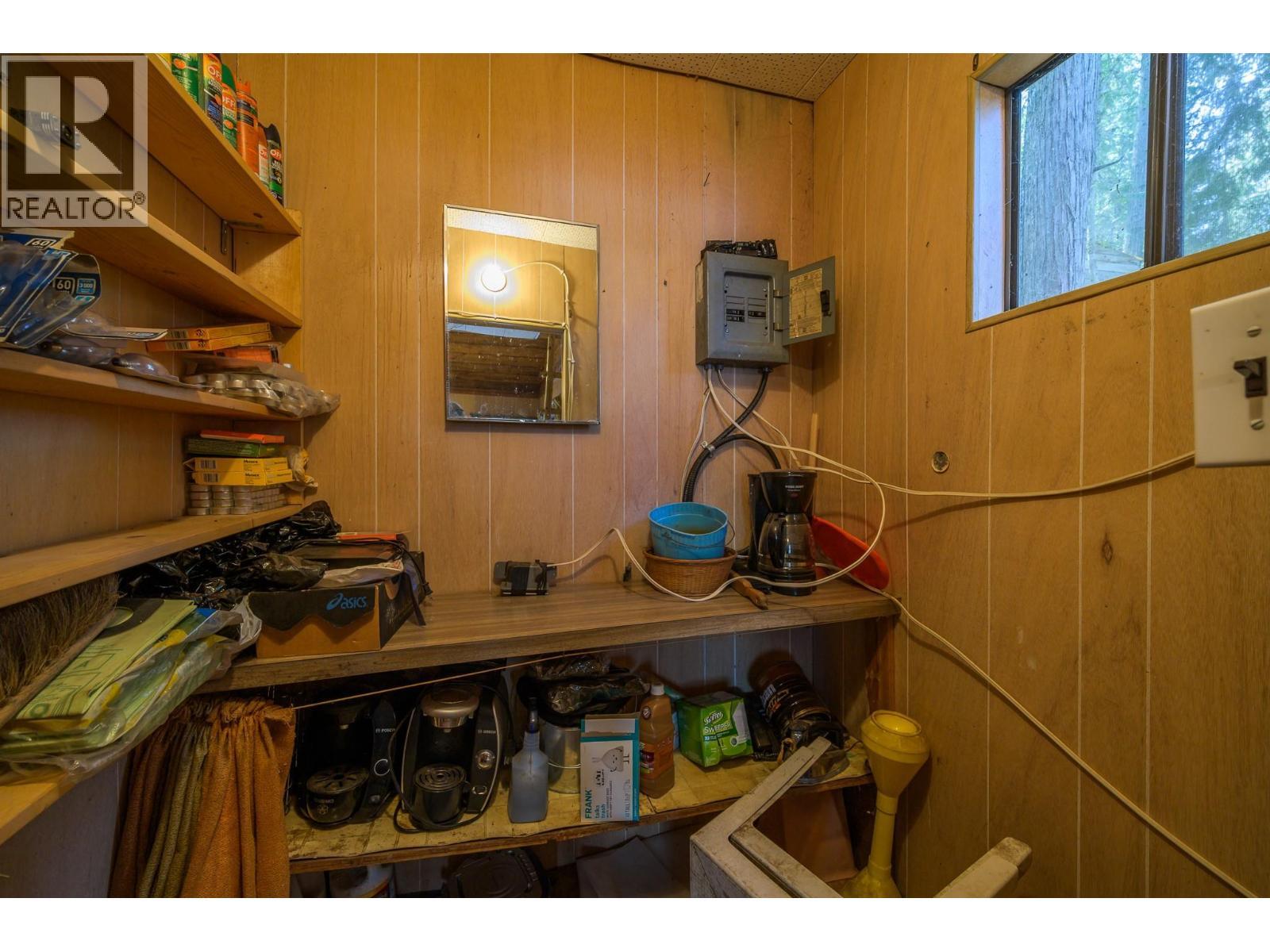 5319 East Barriere Lake Fs Road, Barriere, BC - Indoor Photo Showing Other Room