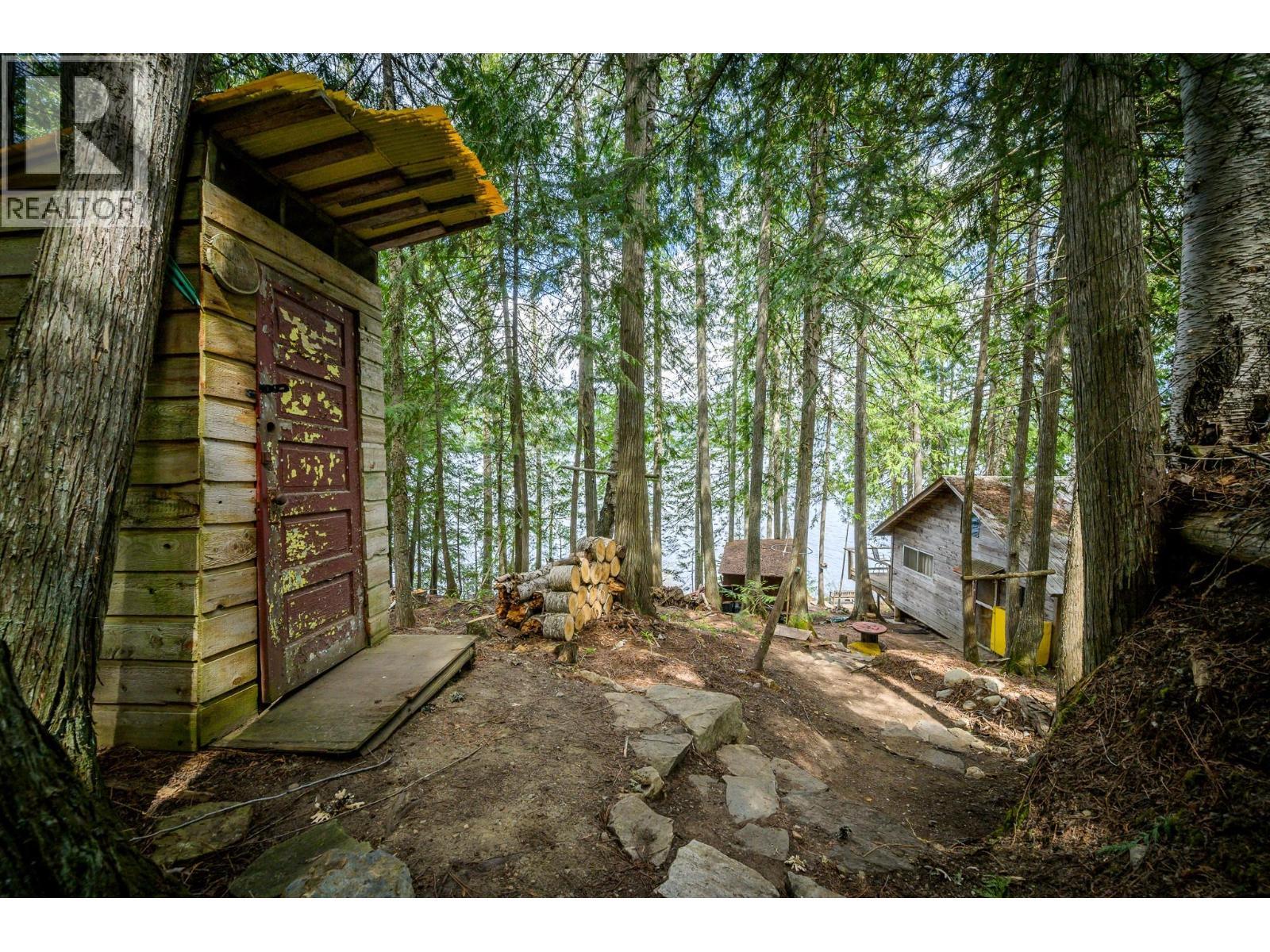 5319 East Barriere Lake Fs Road, Barriere, BC - Outdoor