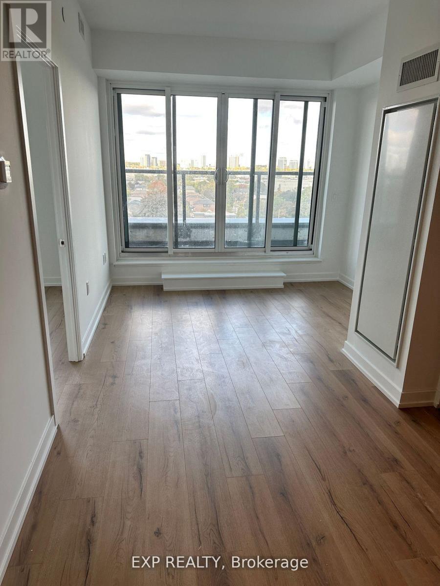 903 - 1195 The Queens Way, Toronto, ON - Indoor Photo Showing Other Room