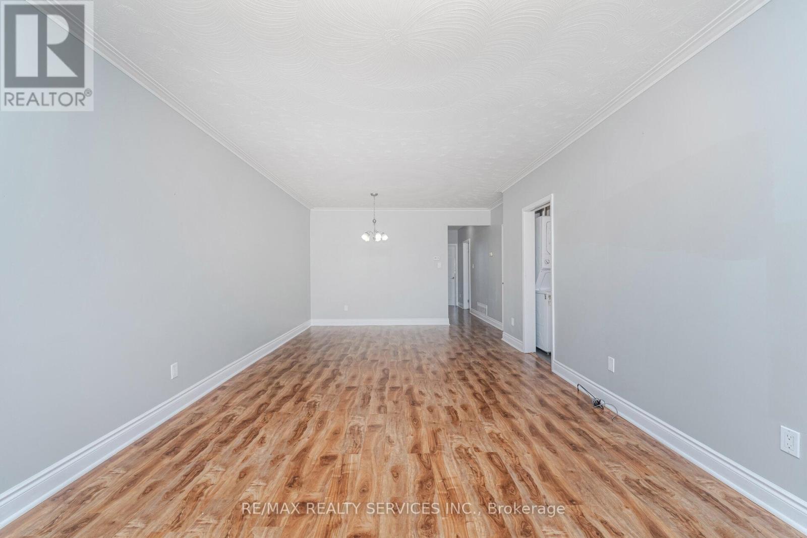 61 Avondale Boulevard, Brampton, ON - Indoor Photo Showing Other Room