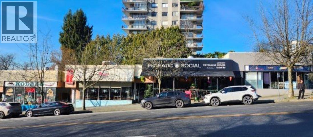 751 Lonsdale Avenue, North Vancouver, BC